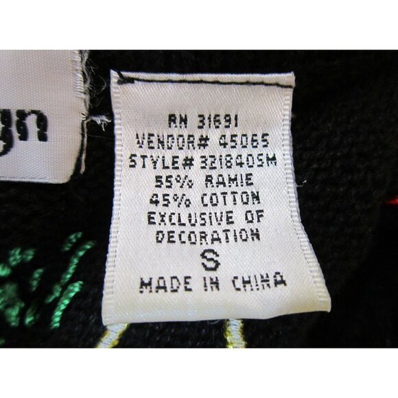Vintage B P Design Christmas Embroidered Black Cardigan‎ Sweater Size S - Picture 10 of 10